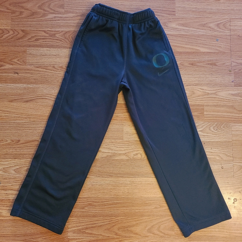 Nike sweats youth medium